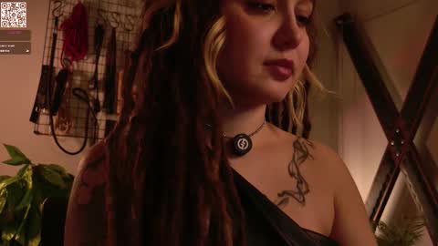 Snapshot of koracrosbie chatting on 11.25.25 Kora TG channel online show from 11.25.25