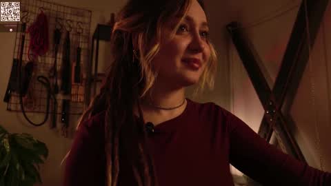 Snapshot of koracrosbie chatting on 11.26.25 Kora TG channel online show from 11.26.25