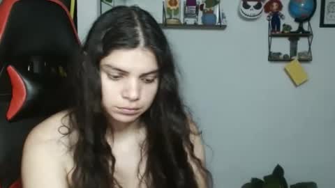 Karoll online show from 02.21.25