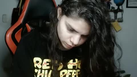 Karoll online show from 02.26.25