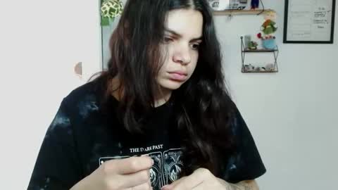 Karoll online show from 09.14.25