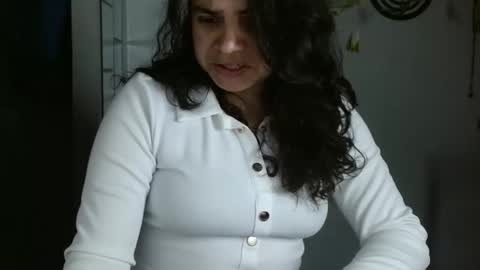 Karoll online show from 04.21.26