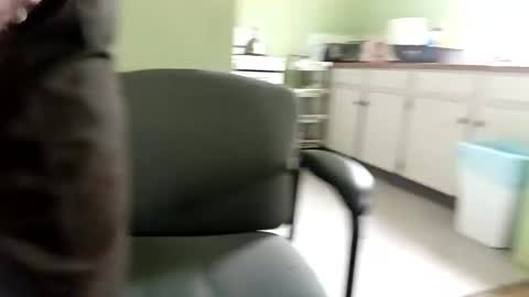 Snapshot of korn4lyfe chatting on 10.04.25 Prince makonnen online show from 10.04.25