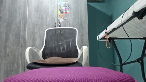 Koto Bombon online show from 02.03.26