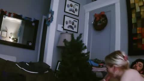 koululier23 online show from 12.11.24