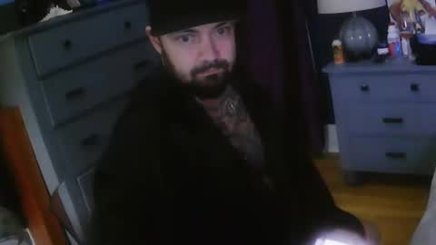 koululier23 online show from 01.28.25