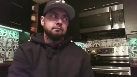 koululier23 online show from 10.12.25