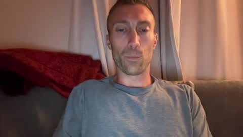 Snapshot of kploks chatting on 09.14.25 kploks online show from 09.14.25