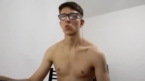 Snapshot of kpo10 chatting on 01.08.25 Facu online show from 01.08.25