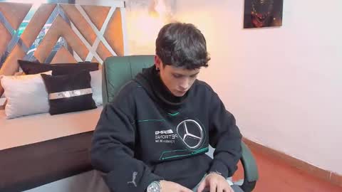 Snapshot of kraven_lust chatting on 09.21.25 Kraven online show from 09.21.25