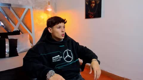 Snapshot of kraven_lust chatting on 10.11.25 Kraven online show from 10.11.25