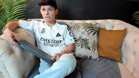 Snapshot of kraven_lust chatting on 10.13.25 Kraven online show from 10.13.25