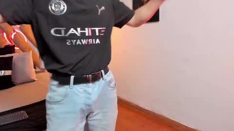 Snapshot of kraven_lust chatting on 10.22.25 Kraven online show from 10.22.25