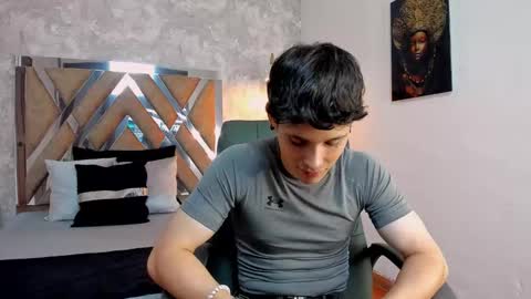 Snapshot of kraven_lust chatting on 11.22.25 Kraven online show from 11.22.25