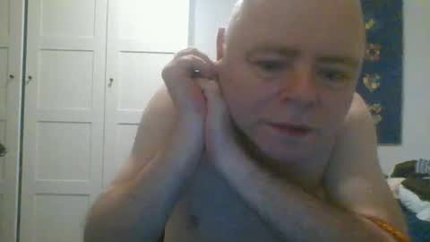 Snapshot of kreolsk34 chatting on 10.08.25 kreolsk34 online show from 10.08.25