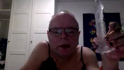 Snapshot of kreolsk34 chatting on 10.22.25 kreolsk34 online show from 10.22.25