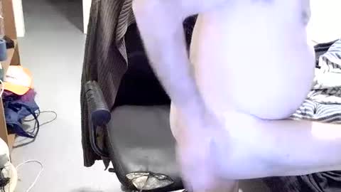 Snapshot of kreolsk34 chatting on 12.20.25 kreolsk34 online show from 12.20.25