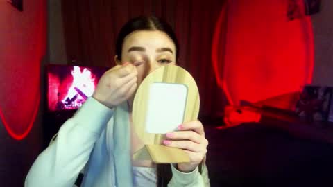 Kris online show from 10.13.25