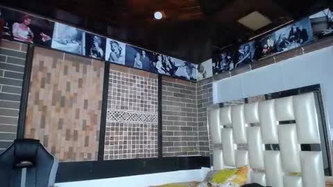 Snapshot of kriss_sweetboobs chatting on 09.11.25 kriss_sweetboobs online show from 09.11.25