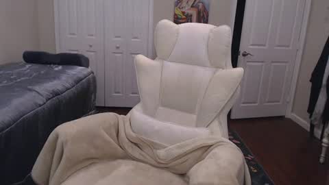 Krissy online show from 06.15.26