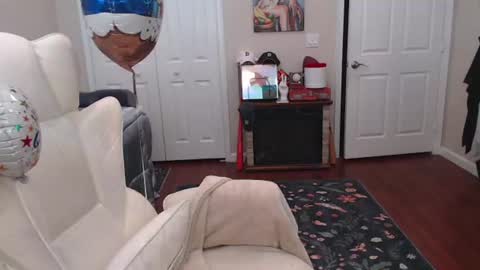 Krissy online show from 06.19.26