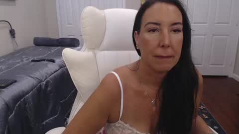 Krissy online show from 07.12.26