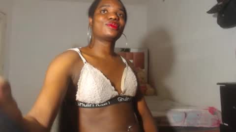 Snapshot of kristal_cox2 chatting on 10.23.25 kristal_cox2 online show from 10.23.25