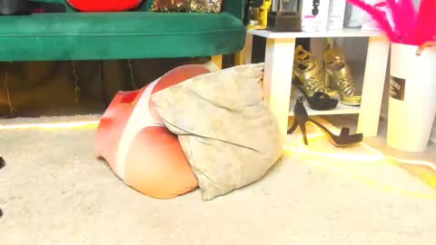 Kristal Luxe online show from 09.21.25