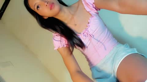 Snapshot of kristell_doll chatting on 07.26.26 Kristel online show from 07.26.26