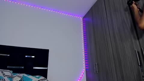 kristen_dollts online show from 01.22.25