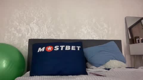 KristenFlame online show from 01.08.25