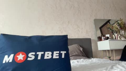 KristenFlame online show from 01.10.25