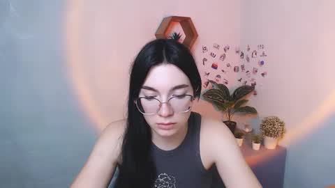 Kristen online show from 09.10.25