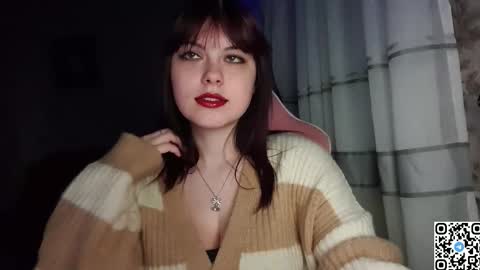 Snapshot of kristibloom chatting on 10.01.25 Christie online show from 10.01.25