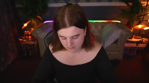 Snapshot of kristifoxy chatting on 05.23.26 kristifoxy online show from 05.23.26