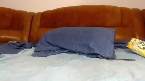 Snapshot of kristiinee chatting on 01.12.25 CRIS online show from 01.12.25