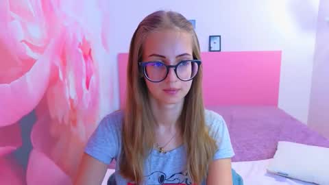 Kristina Adel online show from 09.15.25