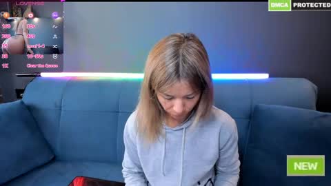 Snapshot of kristinasexyhot chatting on 06.05.26 Muscle Queen online show from 06.05.26