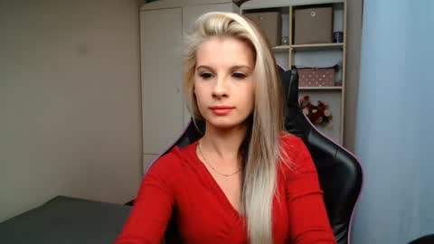 Snapshot of kristineamore chatting on 07.27.26 KristineAmore online show from 07.27.26