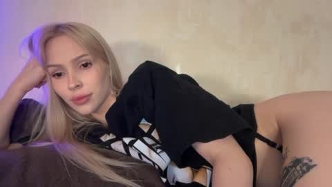 Kristy and Alice online show from 04.10.26