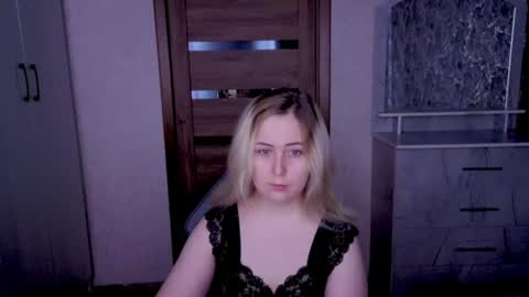 Snapshot of kristy_fran chatting on 06.27.26 Kristy online show from 06.27.26