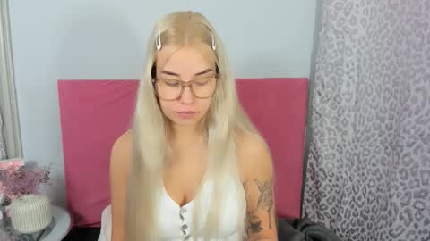 KristyFlowers online show from 01.07.26