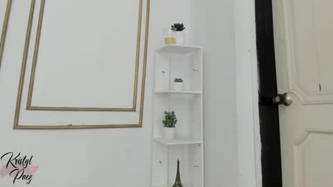 Cristina online show from 11.22.25