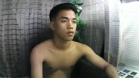 Snapshot of kritthanarkorn chatting on 11.08.25 kritthanarkorn online show from 11.08.25