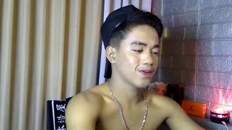 Snapshot of kritthanarkorn chatting on 01.10.26 kritthanarkorn online show from 01.10.26