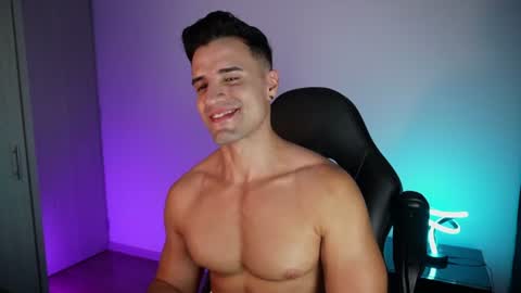 Snapshot of krops_ chatting on 07.18.26 KROPS online show from 07.18.26