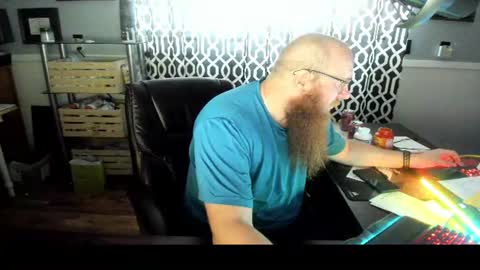 Snapshot of krugdd chatting on 08.01.26 Krug online show from 08.01.26