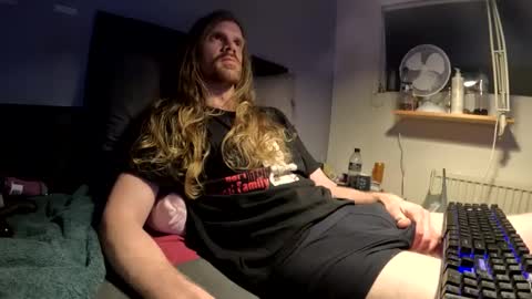 Krullz online show from 12.01.25