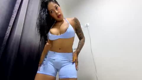 Snapshot of krystal_sexxx chatting on 05.12.26 krystal_sexxx online show from 05.12.26