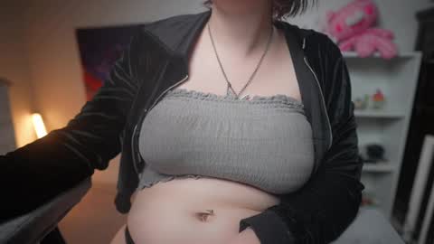 Krystal Syx online show from 02.21.25